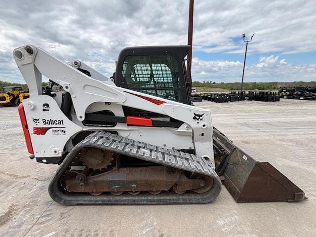 Image of Bobcat T870 equipment image 1