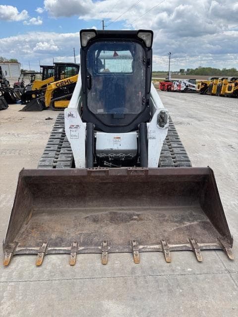 Image of Bobcat T870 equipment image 2
