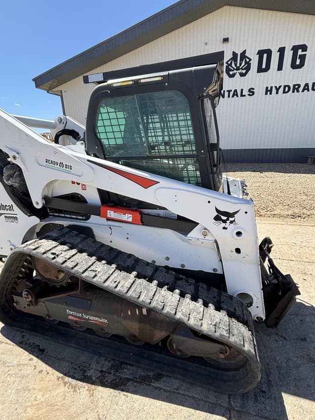 Image of Bobcat T870 equipment image 4