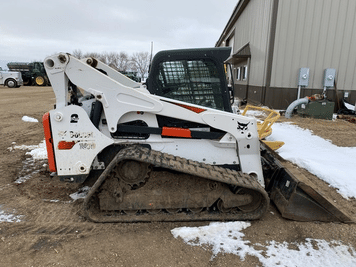 Main image Bobcat T870