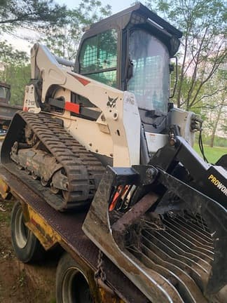 Main image Bobcat T870