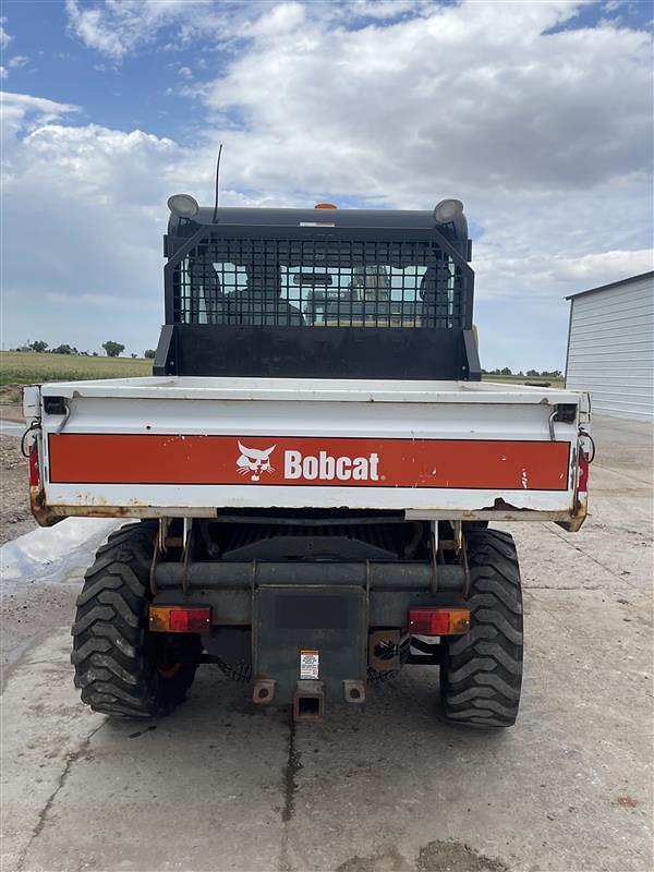 Image of Bobcat Toolcat 5600 equipment image 3