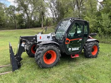 Main image Bobcat V519