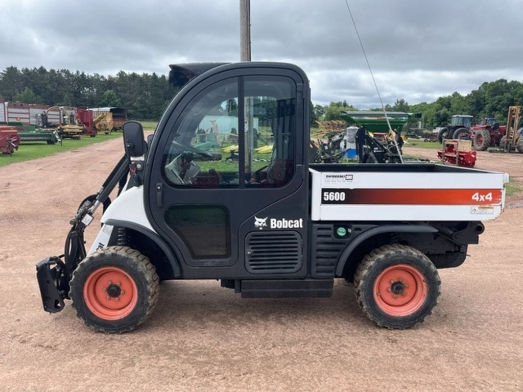 2018 Bobcat Toolcat 5600 Equipment Image0