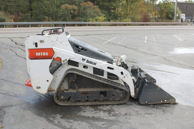 Image of Bobcat MT85 equipment image 3