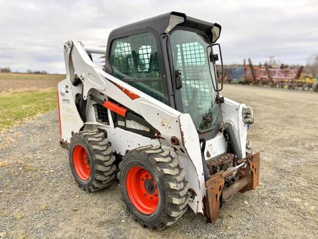 Image of Bobcat S590 equipment image 1