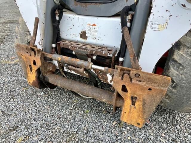 Image of Bobcat S590 equipment image 4