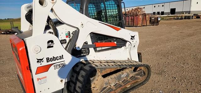 Image of Bobcat T650 equipment image 2