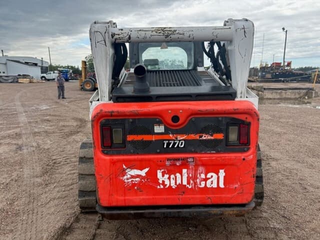 Image of Bobcat T770 equipment image 4