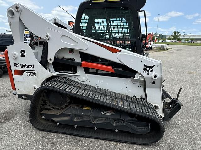 Image of Bobcat T770 equipment image 2