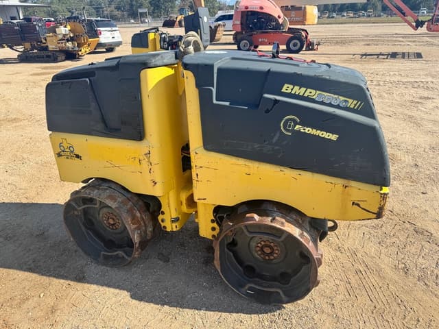 Image of Bomag BMP8500 equipment image 2
