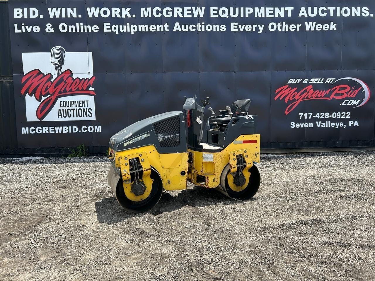 2018 Bomag BW120SL-5 Equipment Image0
