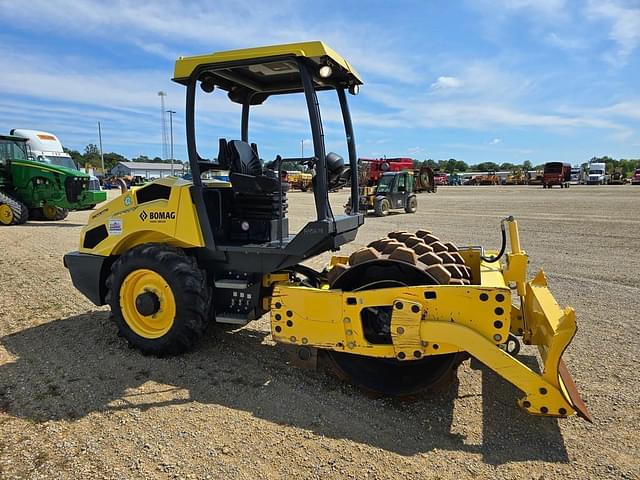 Image of Bomag BW145PDH equipment image 3