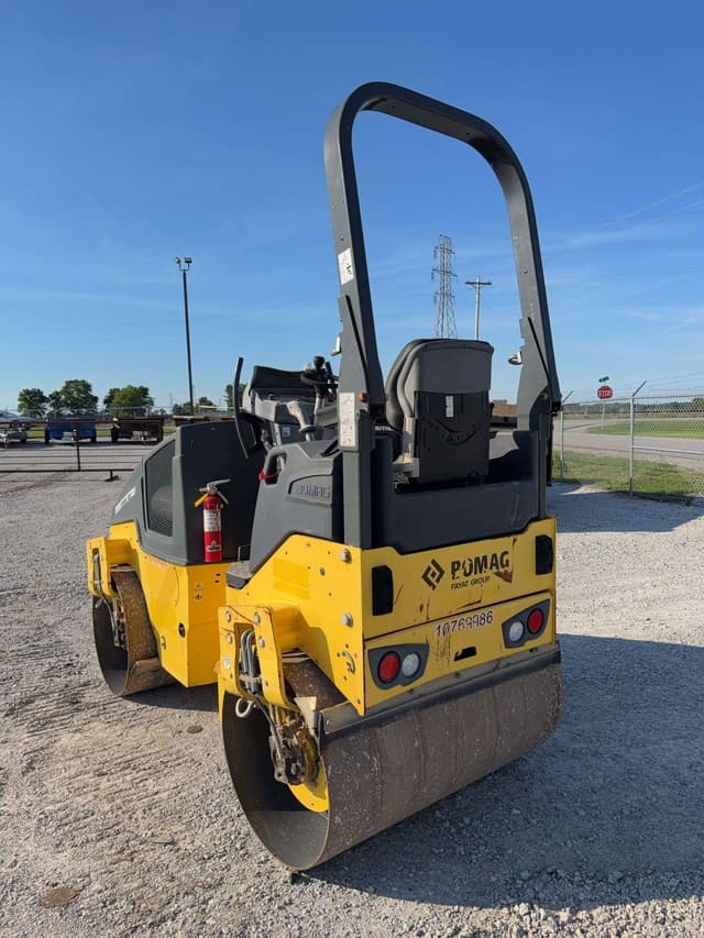 Image of Bomag BW120SL-5 equipment image 4