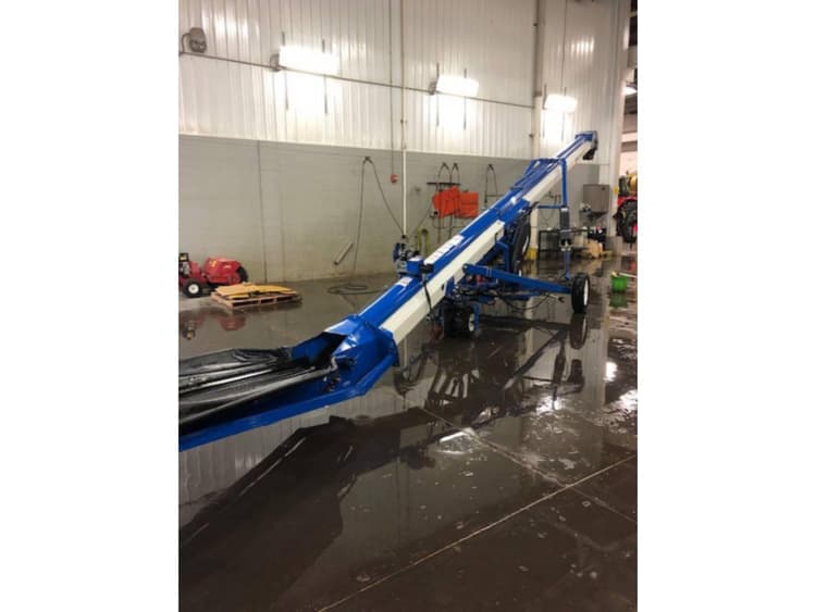 SOLD 2018 Brandt 1545LP Harvesting Grain Augers/Conveyors Tractor Zoom