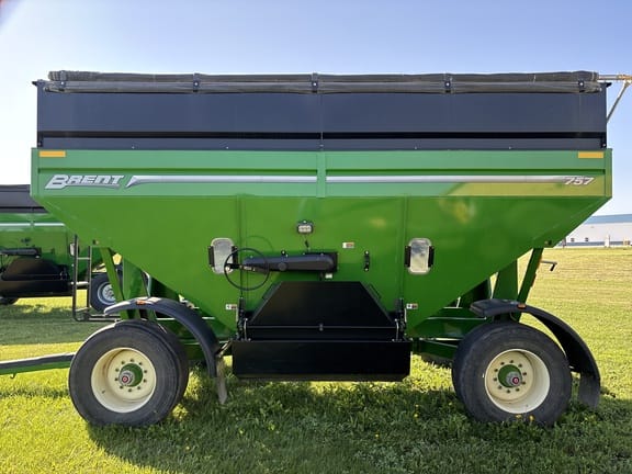 Main image Brent 757