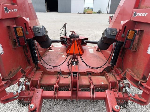 Image of Bush Hog 2815 equipment image 3