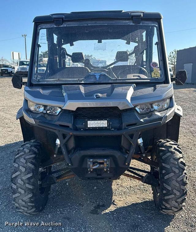 Image of Can-Am Defender HD8 equipment image 1