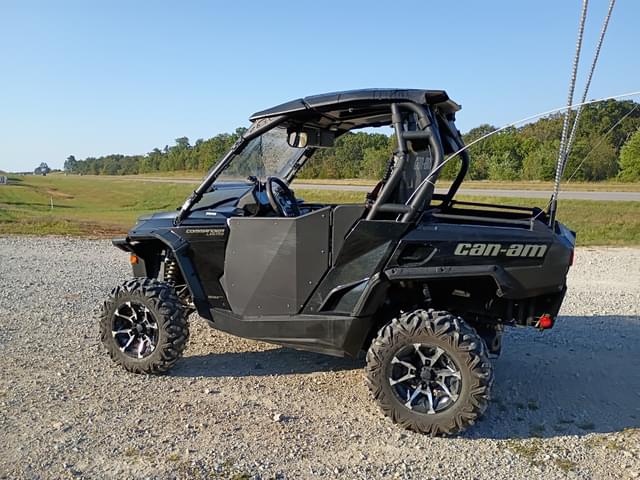 Image of Can-Am Commander 1000 equipment image 3