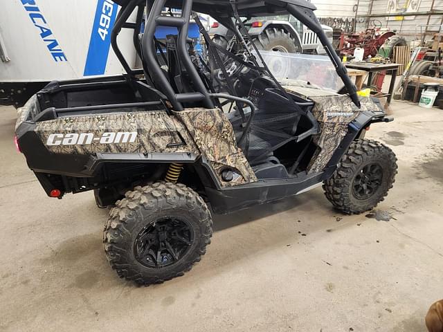 Image of Can-Am Commander XT 1000 equipment image 1