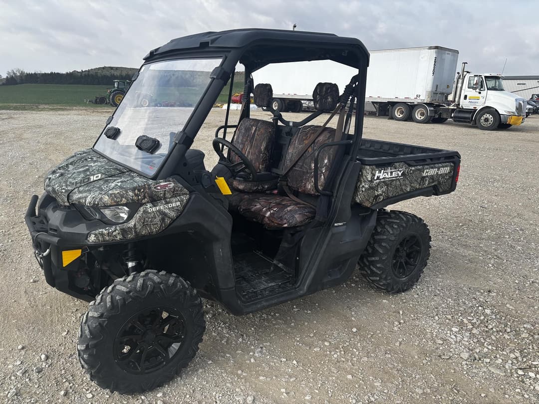 Image of Can-Am Defender HD10 Primary image