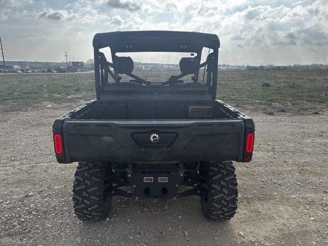 Image of Can-Am Defender HD10 equipment image 3