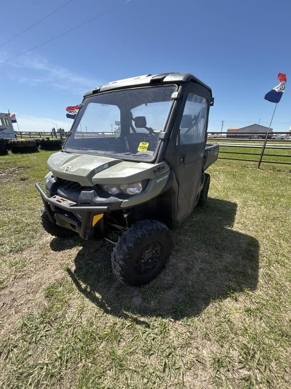 Image of Can-Am Defender HD9 Primary image