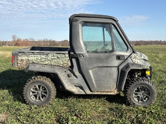 Image of Can-Am HD8 equipment image 3