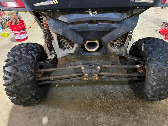 Image of Can-Am Maverick X3 equipment image 2