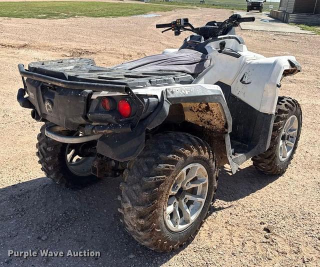 Image of Can-Am Outlander 650 equipment image 4