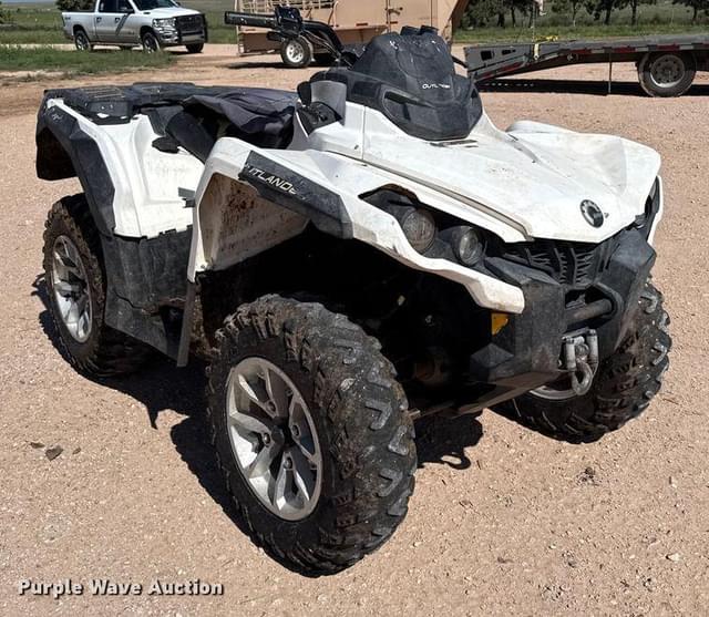 Image of Can-Am Outlander 650 equipment image 2