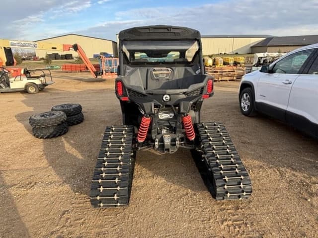Image of Can-Am Maverick 1000 equipment image 4