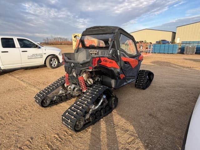Image of Can-Am Maverick 1000 equipment image 3