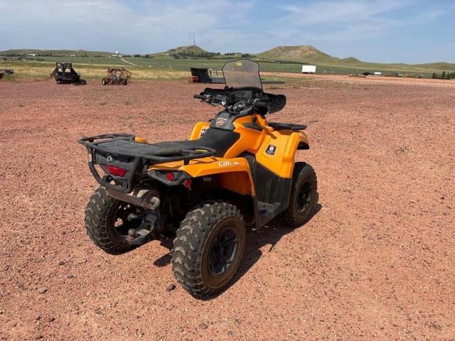 Image of Can-Am Outlander 570 equipment image 4