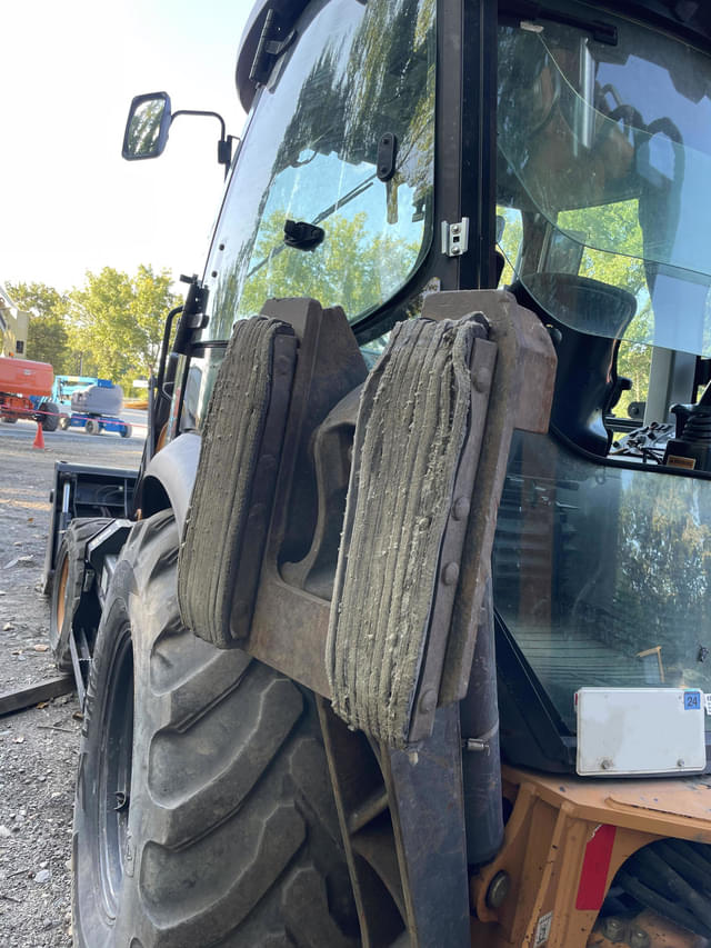 Image of Case 580 Super N equipment image 3