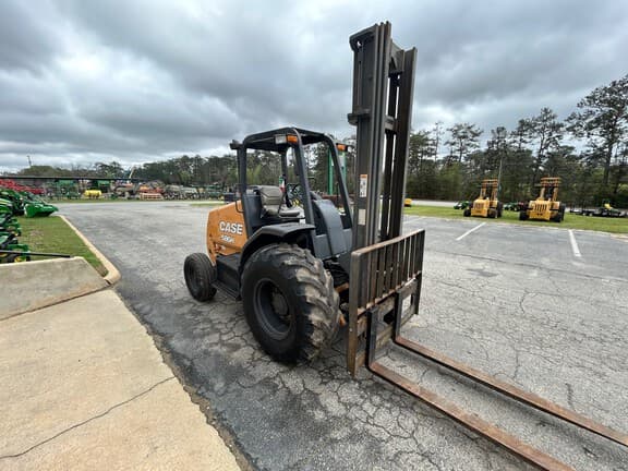 Image of Case 586H equipment image 3