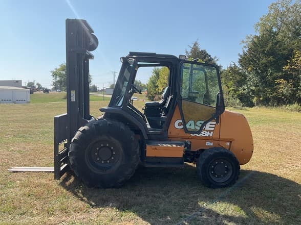 Image of Case 588H equipment image 1