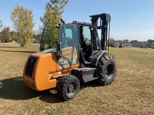 Image of Case 588H equipment image 4