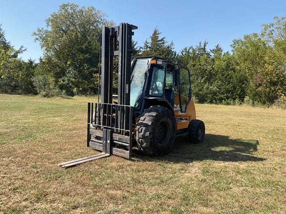 2018 Case 588H Equipment Image0