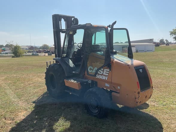 Image of Case 588H equipment image 2