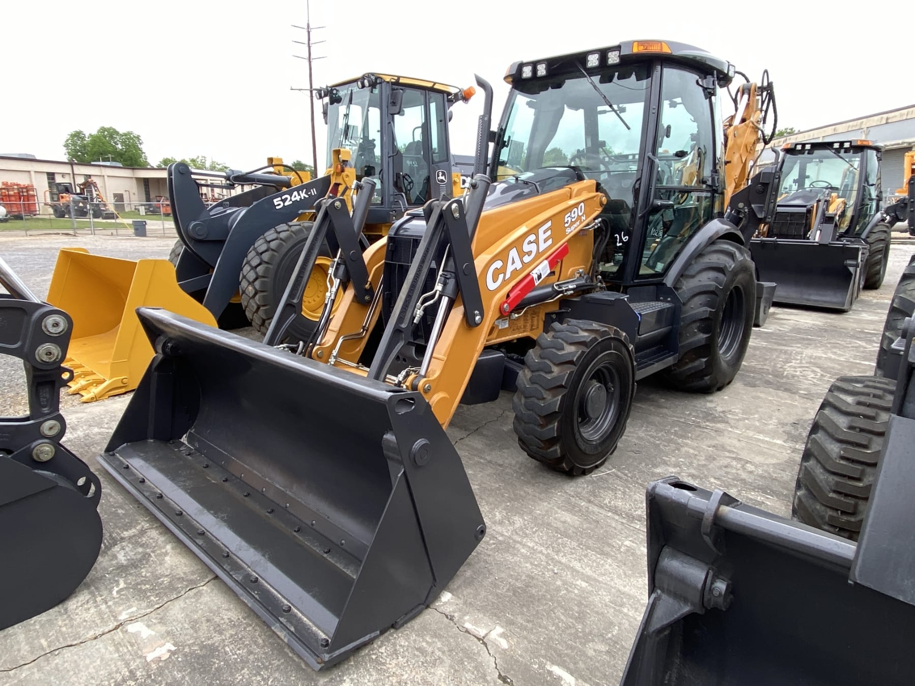 2018 Case 590 Super N Equipment Image0