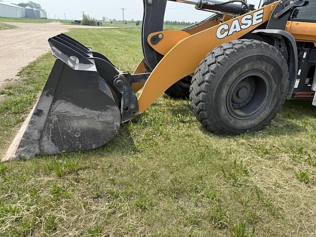Image of Case 621G XR equipment image 1