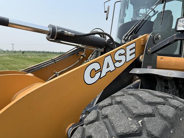 Image of Case 621G XR equipment image 4