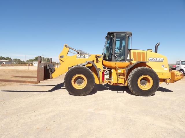 Image of Case 921F equipment image 2