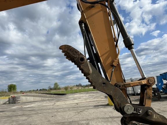 Image of Case CX145C SR equipment image 4