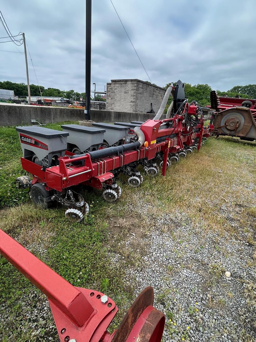 Image of Case IH 1235 Primary image
