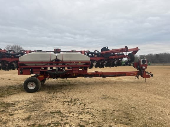 Image of Case IH 1245 equipment image 1