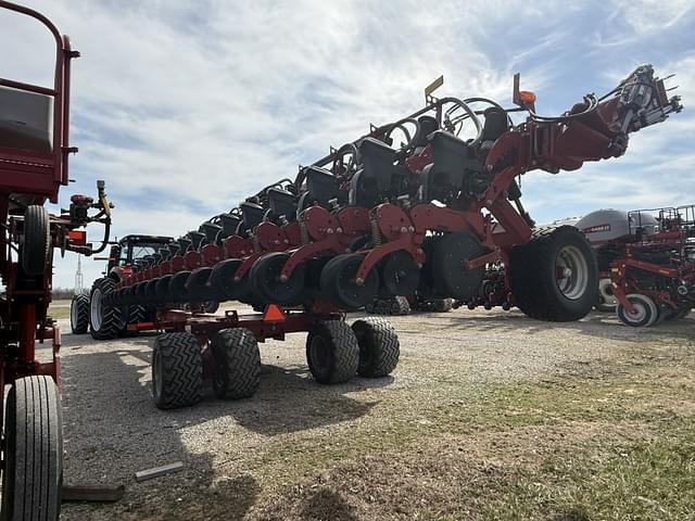 Image of Case IH 2140 equipment image 4