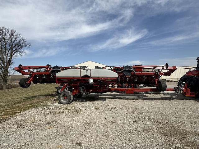 Image of Case IH 2140 equipment image 1