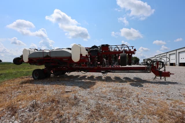 Image of Case IH 2140 equipment image 3